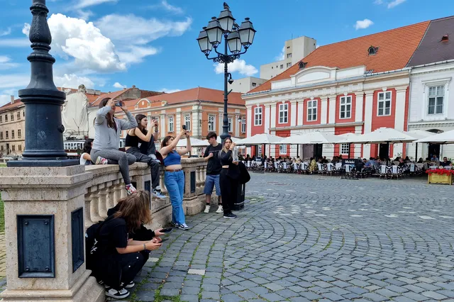 The TimID: Urban Photography Workshop for Students - Session 2, Practice in the City