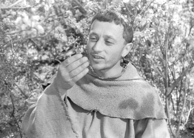 The Flowers of St. Francis (1950) | CEAU, CINEMA ITALIANO!