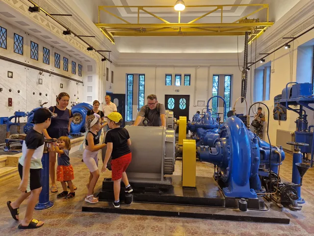 Workshops and Guided Tours @ The Water Museum | November 1-12